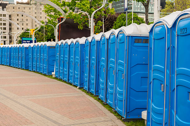 Best ADA-Compliant Portable Toilet Rental  in Wellington, FL