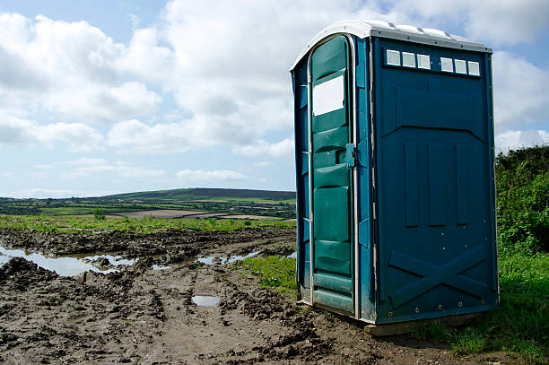 Best Deluxe Portable Toilet Rental  in Wellington, FL